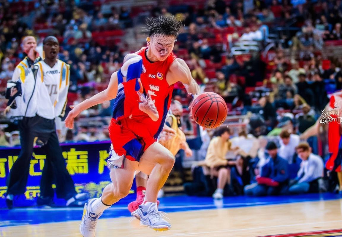 北控同曦篮球对决：激情碰撞，数据揭秘胜负关键(图2)